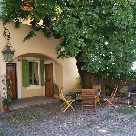 Holiday home Le Mas Des Roses