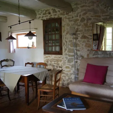 Le Mas Des Roses Holiday home *