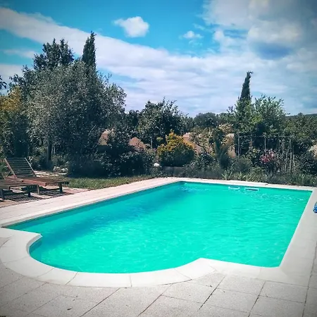 Holiday home Le Mas Des Roses